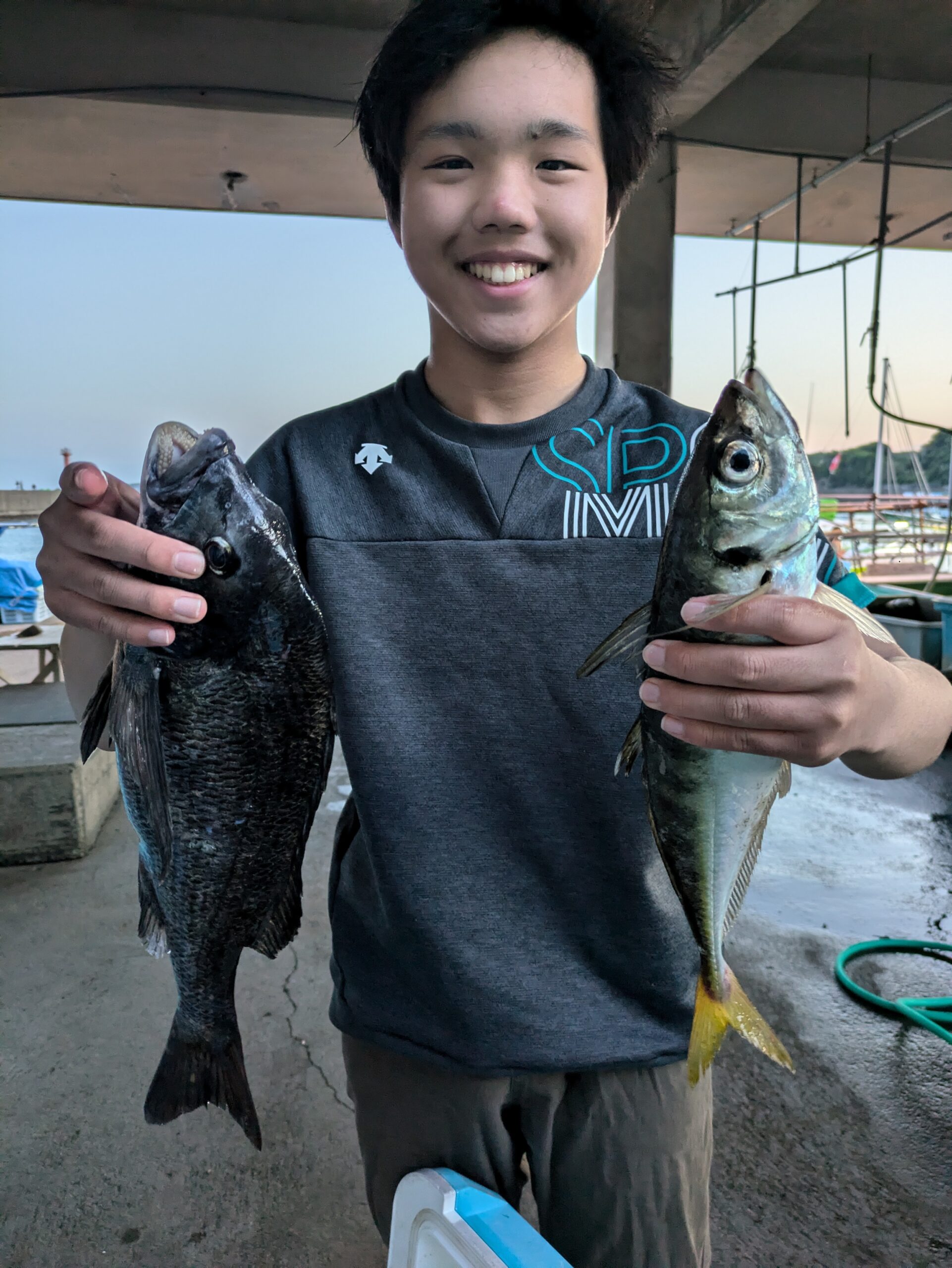 アジ釣 - 功成丸｜伊勢湾の釣り｜三重県鳥羽市の釣船屋