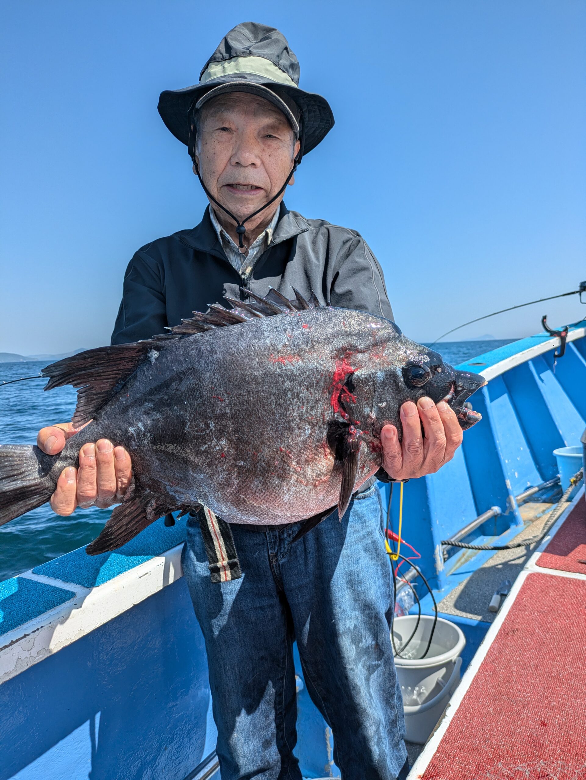 石鯛釣り - 功成丸｜伊勢湾の釣り｜三重県鳥羽市の釣船屋